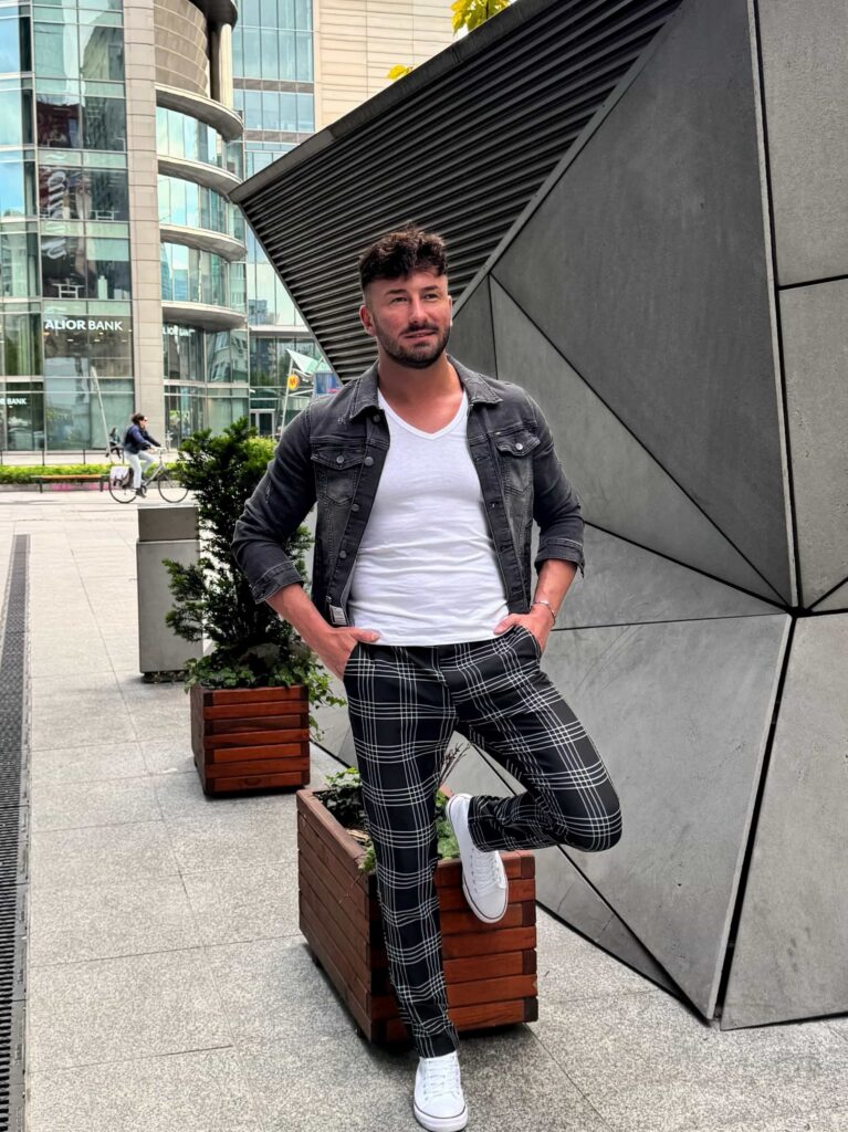 Striptizer z Warszawy na urodziny i eventy firmowe