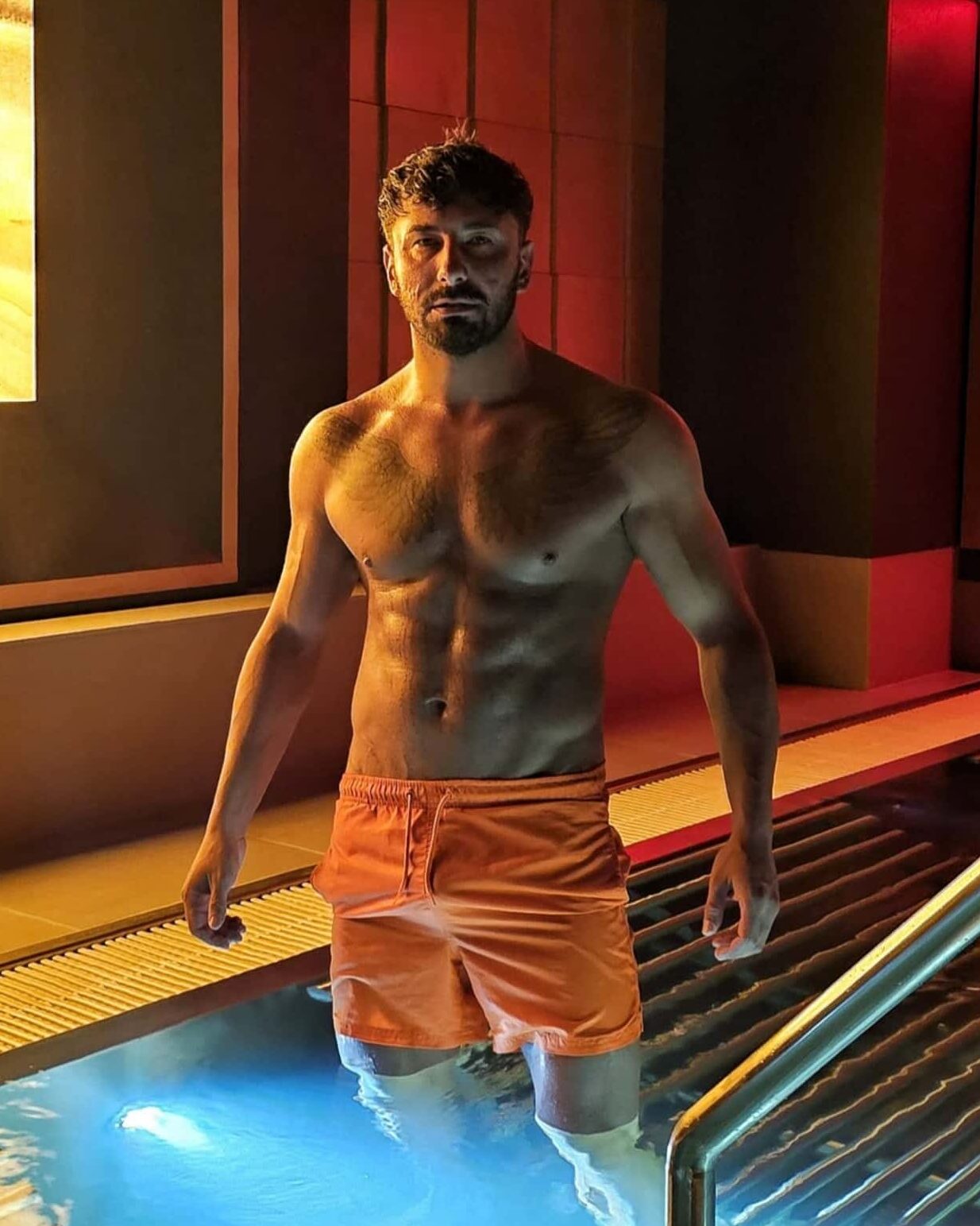 pokaz striptizu w klubie – tancerz erotyczny Warszawa